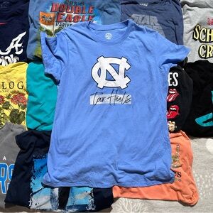 Rivalry Threads 91 Carolina Tarheels  Shirt Adults Size Medium Sheer Polyester